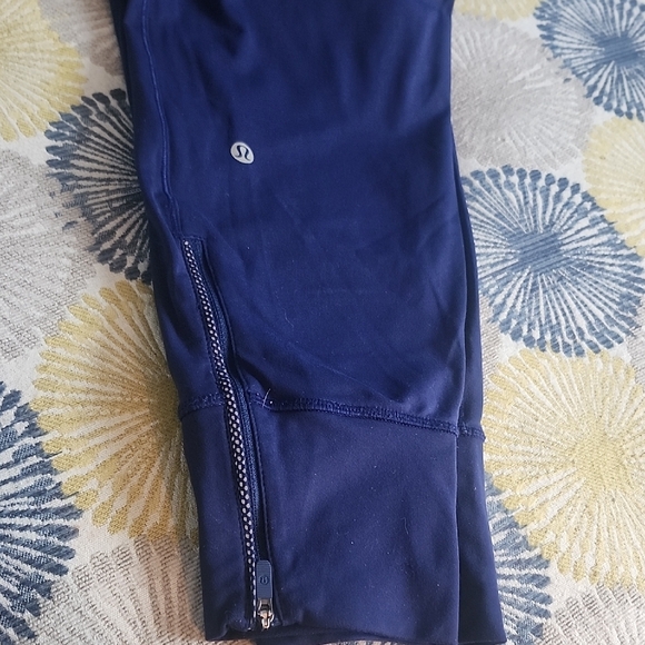 Lululemon Athletica Navy Joggers with zippered pockets and ankle zippers - Picture 3 of 6